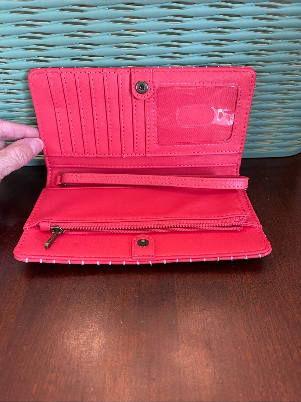 NWOT Universal Thread Wristlet Wallet Coral - Picture 3 of 7